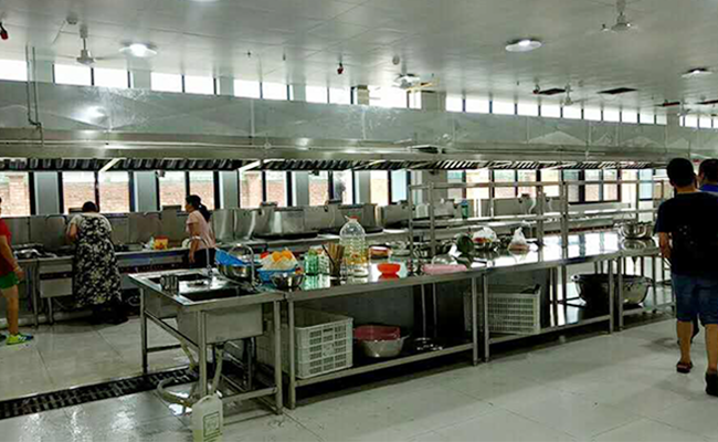 崇州市金鸡小学学校食堂麻豆视频免费下载设备采购项目现场图片1