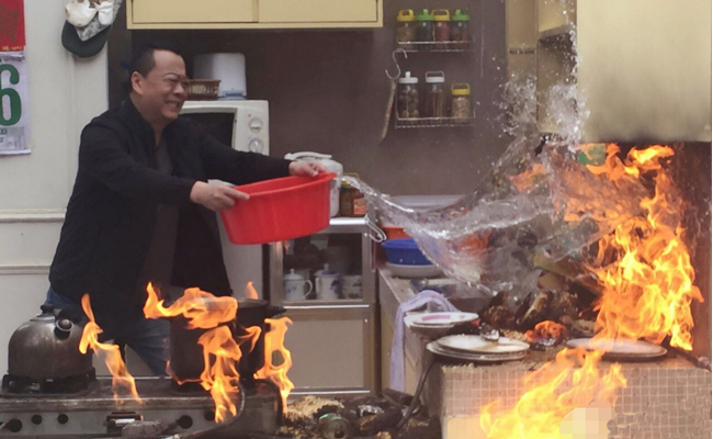 酒店不锈钢麻豆视频免费下载设备安全隐患