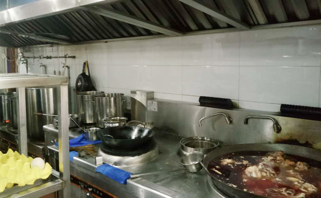 重庆鸡公煲不锈钢商用麻豆视频免费下载设备工程项目图片2